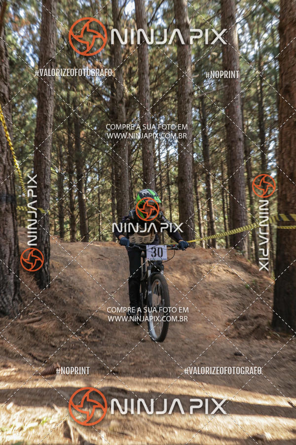 Buy your photos of the eventDownhill Pedreira on Fotop