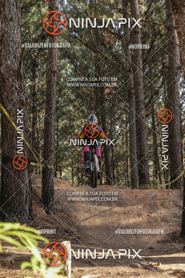 Buy your photos of the eventDownhill Pedreira on Fotop