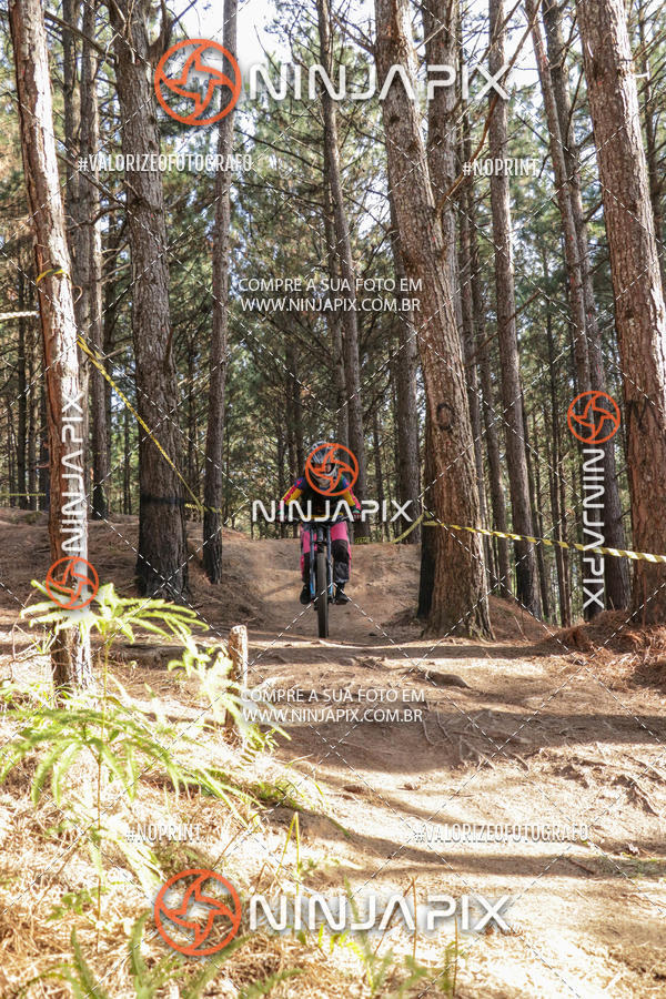 Buy your photos of the eventDownhill Pedreira on Fotop