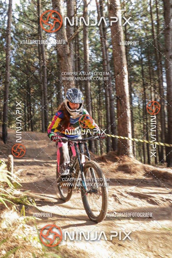 Buy your photos of the eventDownhill Pedreira on Fotop