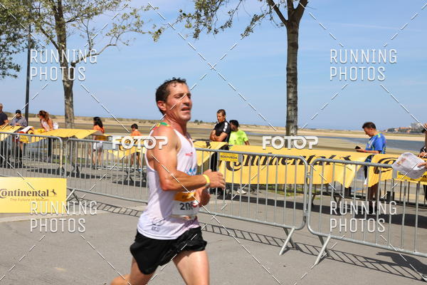 Buy your photos of the eventCORRIDA S�O JO�O 2019 on Fotop