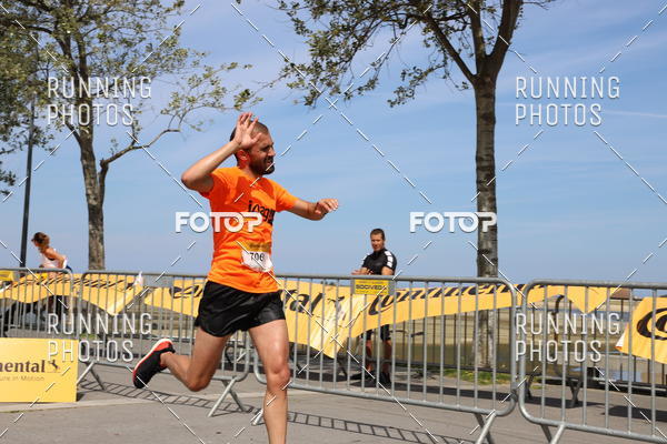 Buy your photos of the eventCORRIDA S�O JO�O 2019 on Fotop