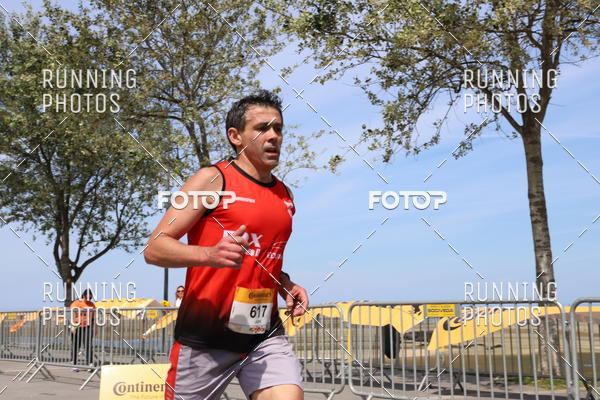 Buy your photos of the eventCORRIDA S�O JO�O 2019 on Fotop
