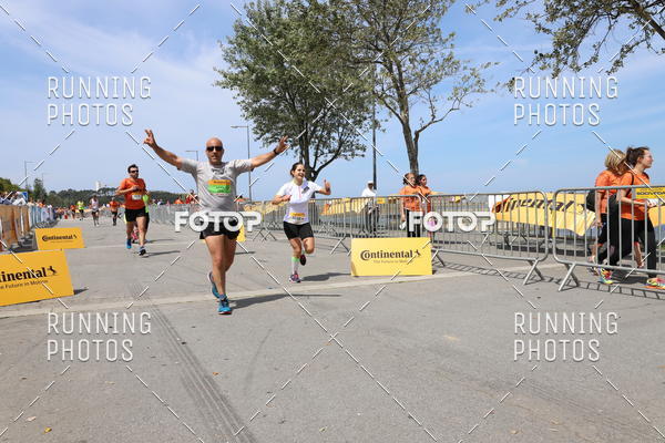 Buy your photos of the eventCORRIDA S�O JO�O 2019 on Fotop