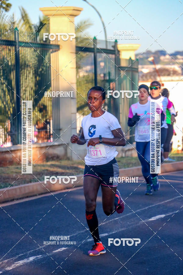 Buy your photos of the eventWoman Race Ribeiro Preto on Fotop