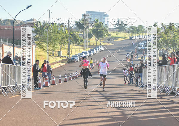 Buy your photos of the eventWoman Race Ribeiro Preto on Fotop