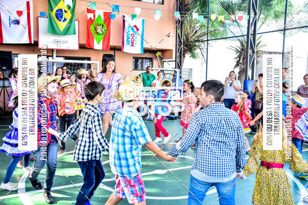 Buy your photos of the eventFesta Junina Colgio Dom Rafael on Fotop