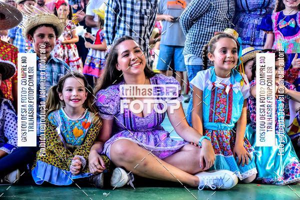 Buy your photos of the eventFesta Junina Colgio Dom Rafael on Fotop