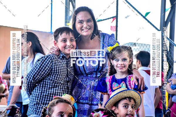 Buy your photos of the eventFesta Junina Colgio Dom Rafael on Fotop
