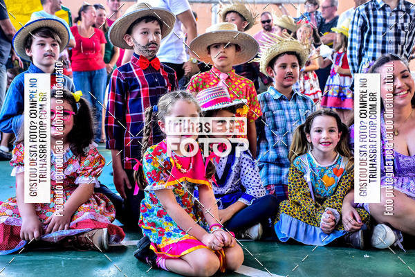 Buy your photos of the eventFesta Junina Colgio Dom Rafael on Fotop