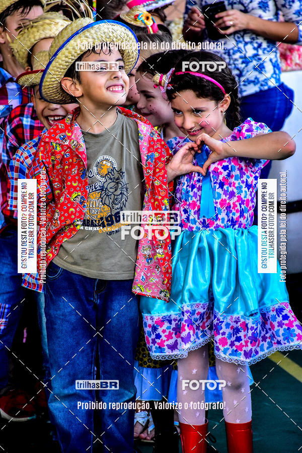 Buy your photos of the eventFesta Junina Colgio Dom Rafael on Fotop