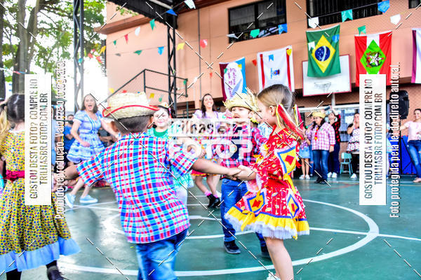 Buy your photos of the eventFesta Junina Colgio Dom Rafael on Fotop