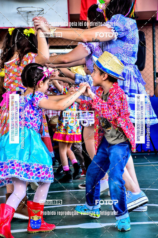 Buy your photos of the eventFesta Junina Colgio Dom Rafael on Fotop