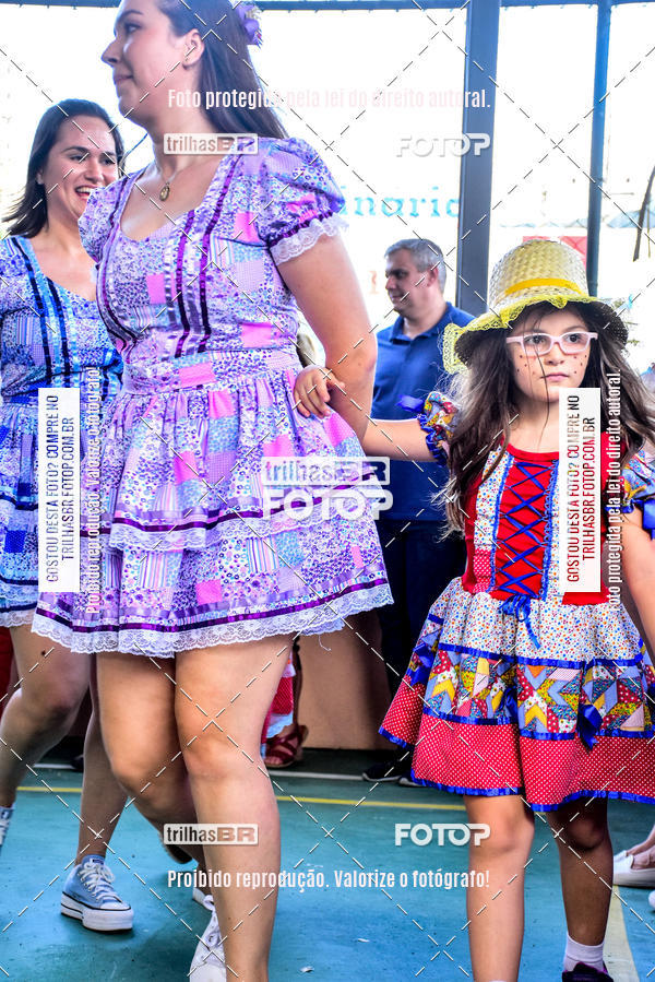 Buy your photos of the eventFesta Junina Colgio Dom Rafael on Fotop