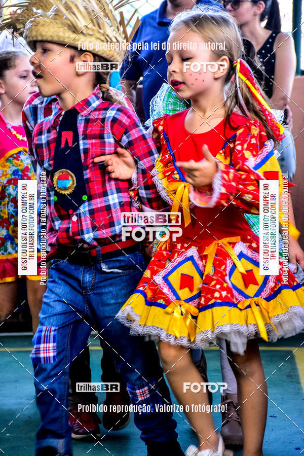 Buy your photos of the eventFesta Junina Colgio Dom Rafael on Fotop