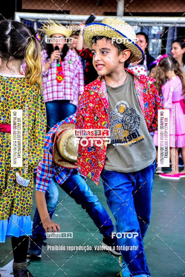 Buy your photos of the eventFesta Junina Colgio Dom Rafael on Fotop