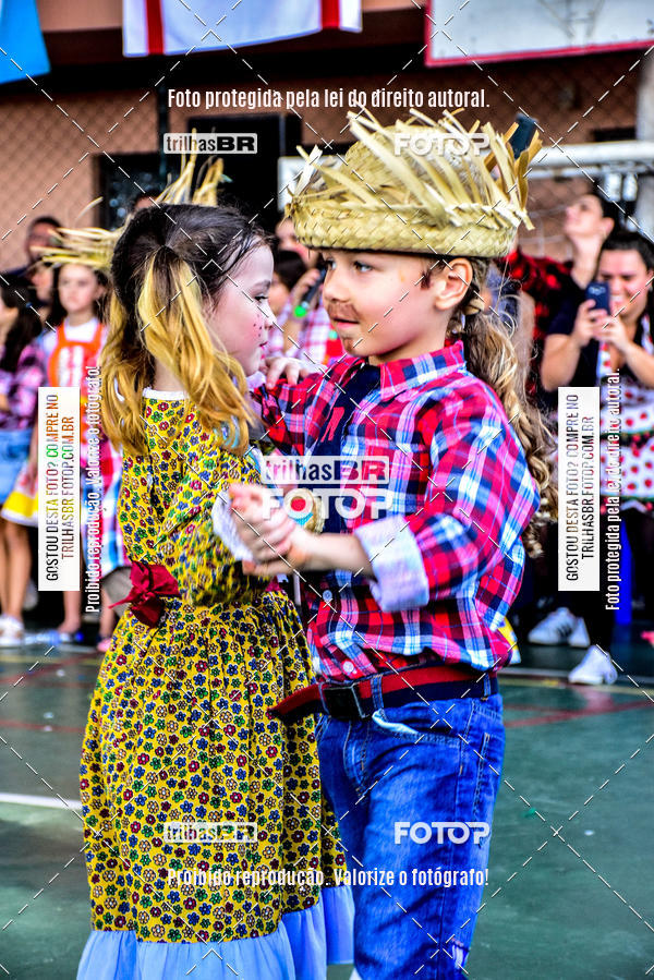 Buy your photos of the eventFesta Junina Colgio Dom Rafael on Fotop