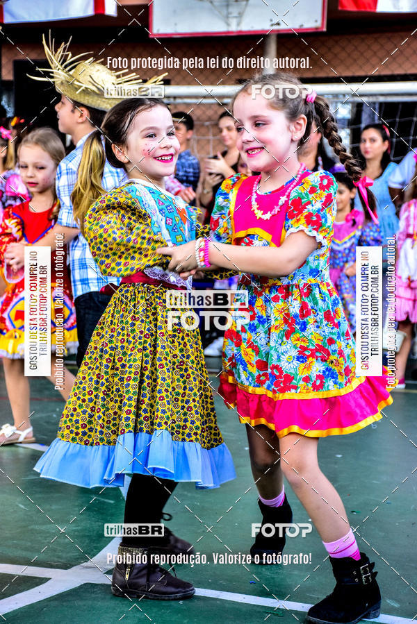Buy your photos of the eventFesta Junina Colgio Dom Rafael on Fotop