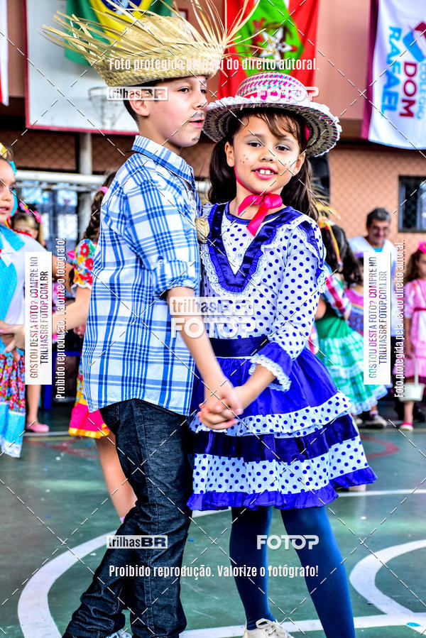 Buy your photos of the eventFesta Junina Colgio Dom Rafael on Fotop