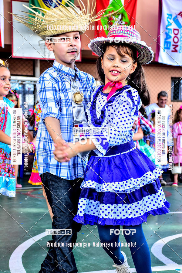 Buy your photos of the eventFesta Junina Colgio Dom Rafael on Fotop