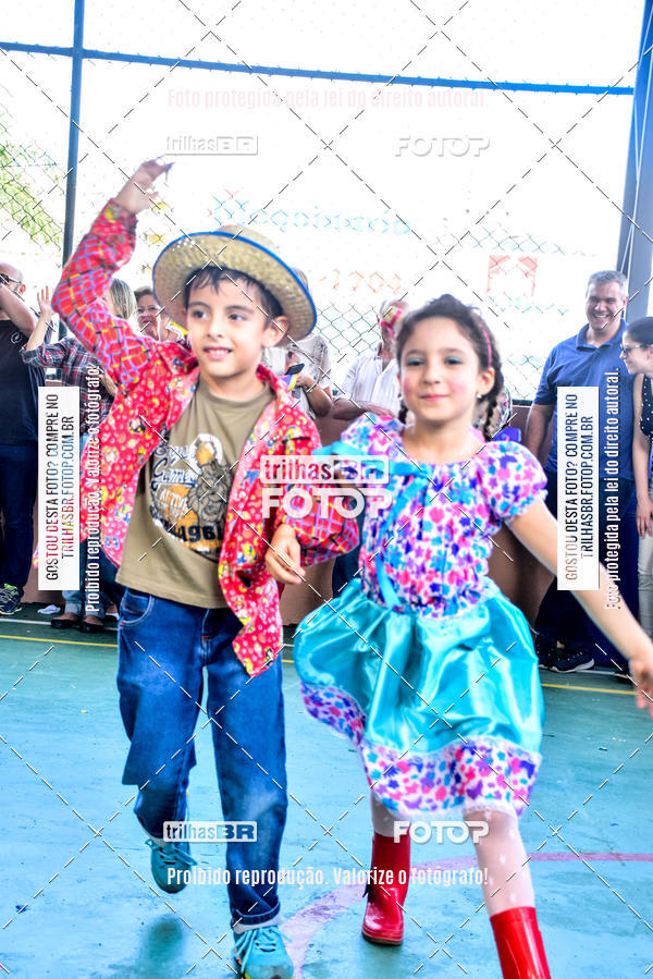Buy your photos of the eventFesta Junina Colgio Dom Rafael on Fotop
