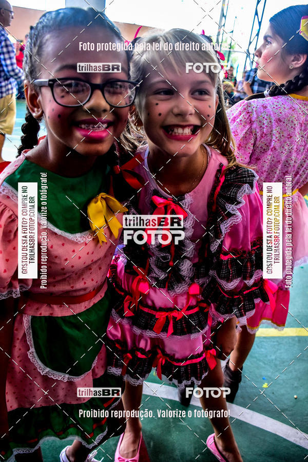 Buy your photos of the eventFesta Junina Colgio Dom Rafael on Fotop