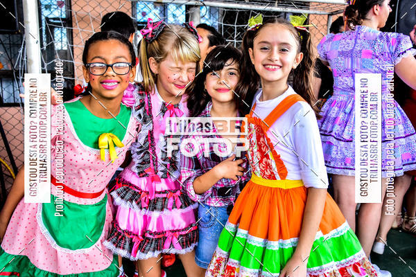 Buy your photos of the eventFesta Junina Colgio Dom Rafael on Fotop