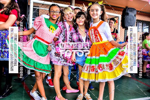 Buy your photos of the eventFesta Junina Colgio Dom Rafael on Fotop