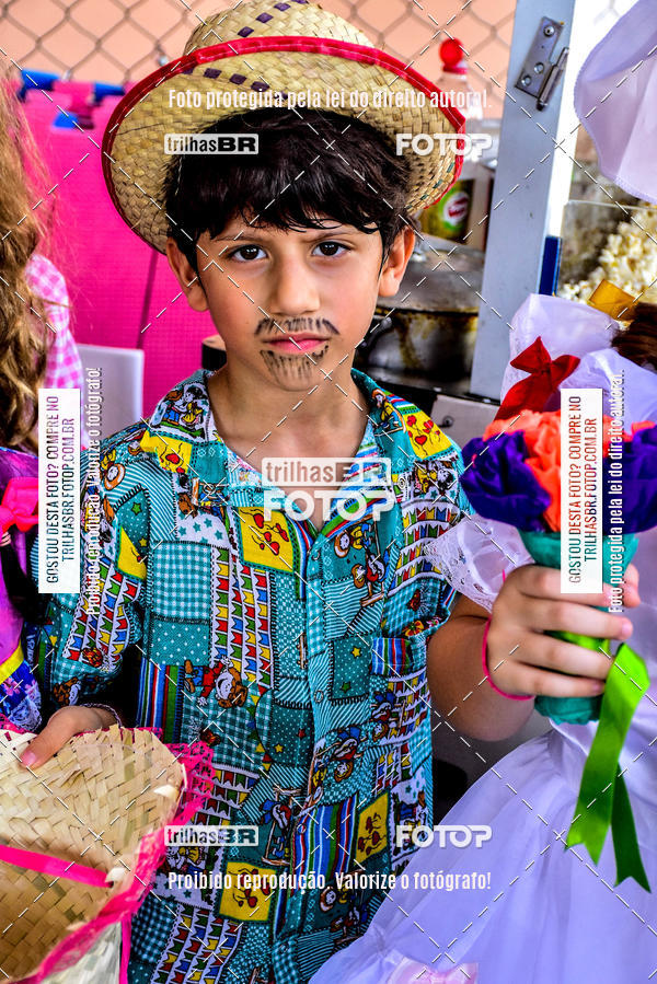 Buy your photos of the eventFesta Junina Colgio Dom Rafael on Fotop
