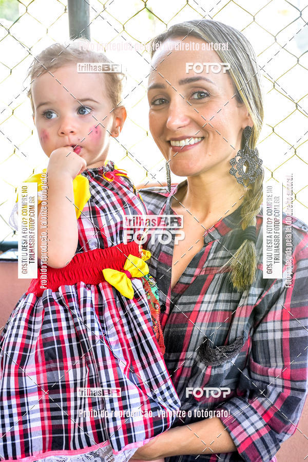 Buy your photos of the eventFesta Junina Colgio Dom Rafael on Fotop
