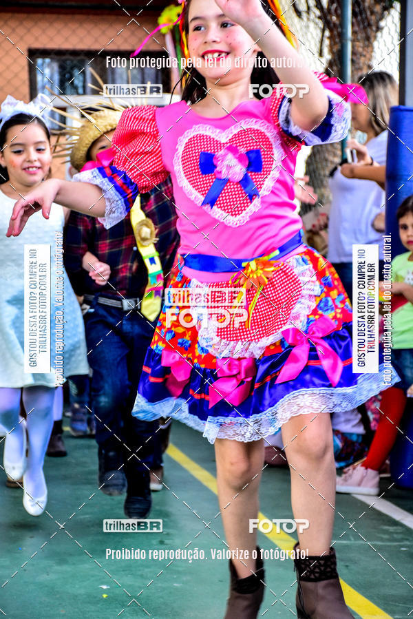 Buy your photos of the eventFesta Junina Colgio Dom Rafael on Fotop
