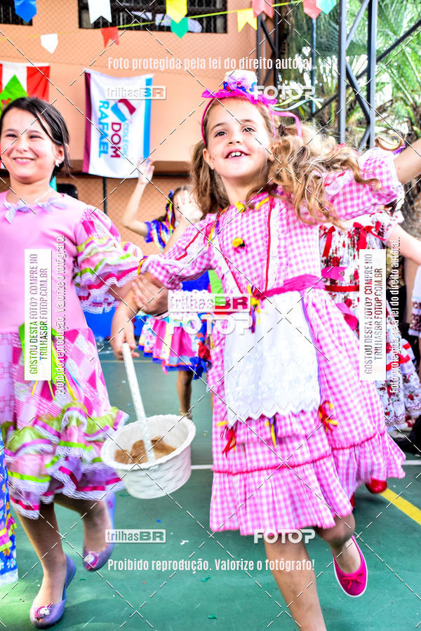 Buy your photos of the eventFesta Junina Colgio Dom Rafael on Fotop