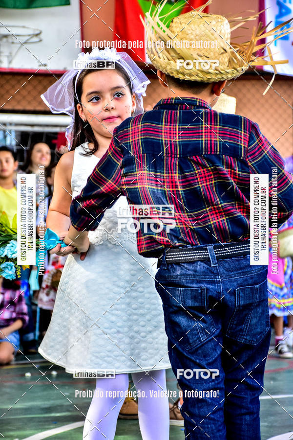Buy your photos of the eventFesta Junina Colgio Dom Rafael on Fotop