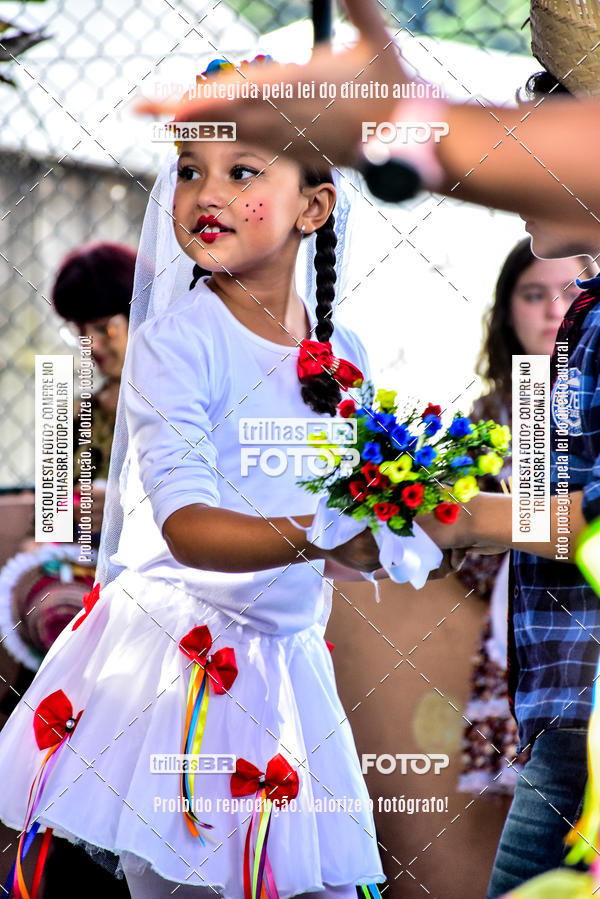 Buy your photos of the eventFesta Junina Colgio Dom Rafael on Fotop