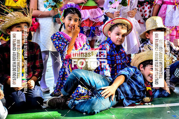 Buy your photos of the eventFesta Junina Colgio Dom Rafael on Fotop