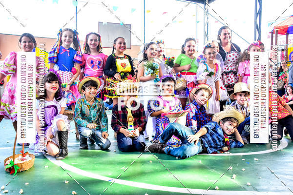 Buy your photos of the eventFesta Junina Colgio Dom Rafael on Fotop