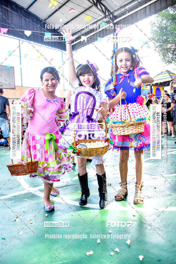 Buy your photos of the eventFesta Junina Colgio Dom Rafael on Fotop