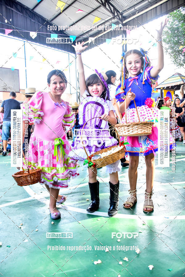 Buy your photos of the eventFesta Junina Colgio Dom Rafael on Fotop