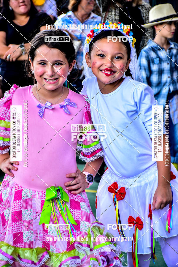 Buy your photos of the eventFesta Junina Colgio Dom Rafael on Fotop