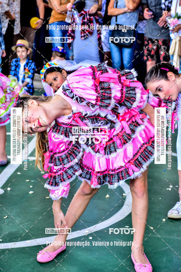 Buy your photos of the eventFesta Junina Colgio Dom Rafael on Fotop