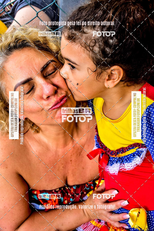 Buy your photos of the eventFesta Junina Colgio Dom Rafael on Fotop