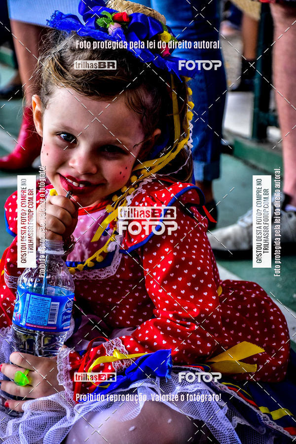 Buy your photos of the eventFesta Junina Colgio Dom Rafael on Fotop