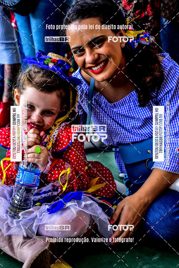 Buy your photos of the eventFesta Junina Colgio Dom Rafael on Fotop