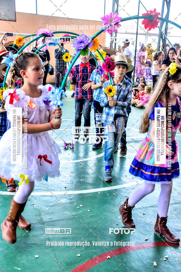Buy your photos of the eventFesta Junina Colgio Dom Rafael on Fotop