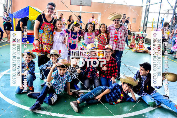 Buy your photos of the eventFesta Junina Colgio Dom Rafael on Fotop