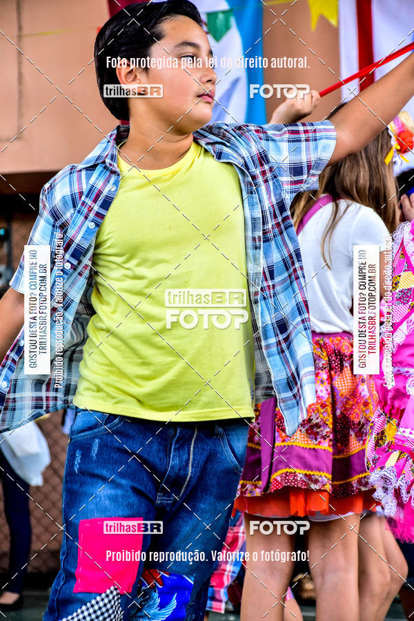 Buy your photos of the eventFesta Junina Colgio Dom Rafael on Fotop