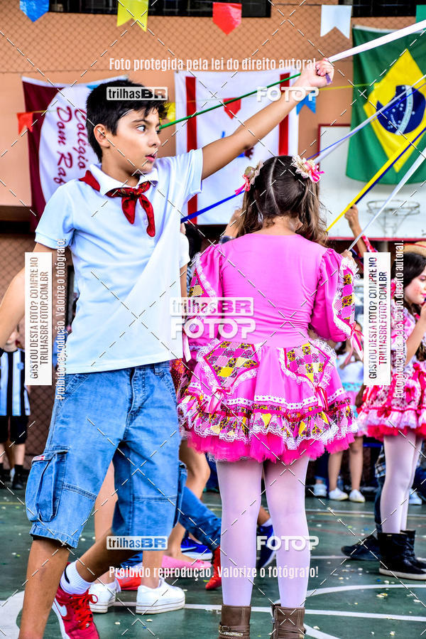 Buy your photos of the eventFesta Junina Colgio Dom Rafael on Fotop