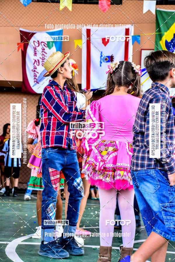 Buy your photos of the eventFesta Junina Colgio Dom Rafael on Fotop