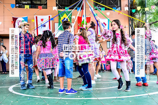 Buy your photos of the eventFesta Junina Colgio Dom Rafael on Fotop