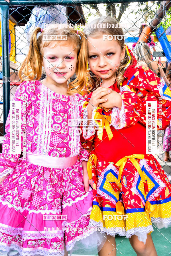 Buy your photos of the eventFesta Junina Colgio Dom Rafael on Fotop